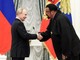 Steven Seagal: &quot;Morirei per Putin&quot;. E la Russia è pronta a mandarlo in guerra