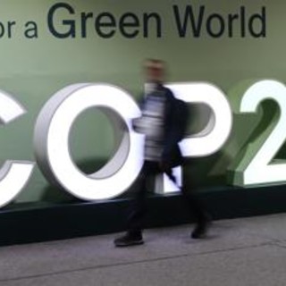 Cop29 raggiunge accordo sul clima, Biden: &quot;Nessuno può impedire rivoluzione verde&quot;