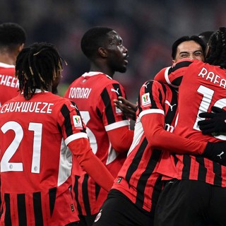 Milan passeggia col Sassuolo, 6-1 e quarti di Coppa Italia